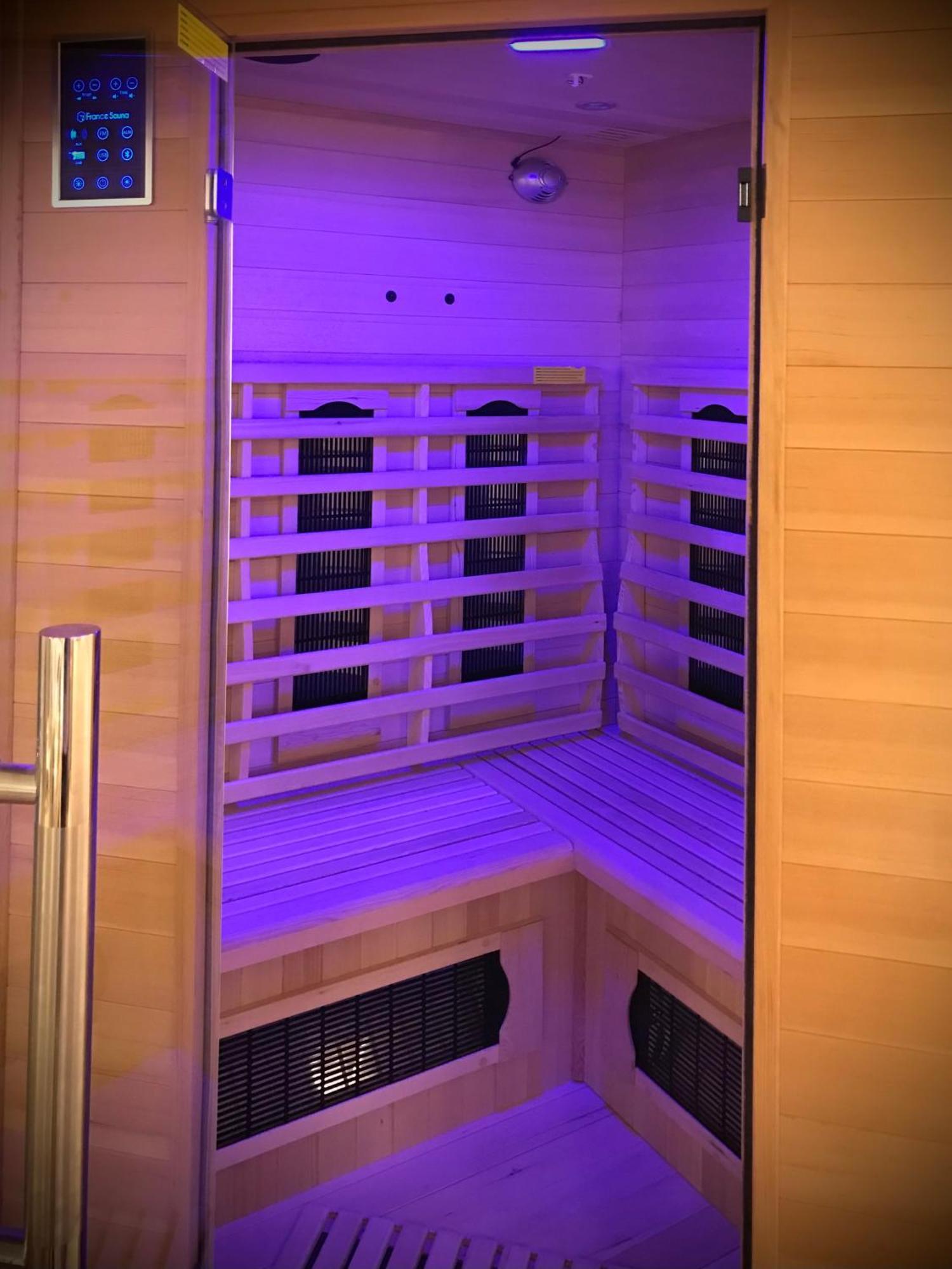 Et Sauna De Cogny